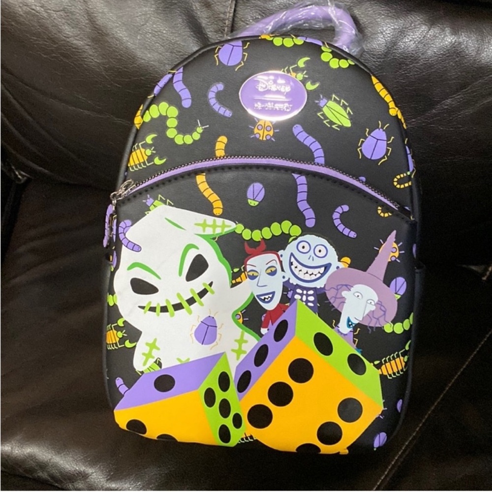 Her Universe The Nightmare BC Glow-In-The-Dark Oogie Boogie Dice Mini